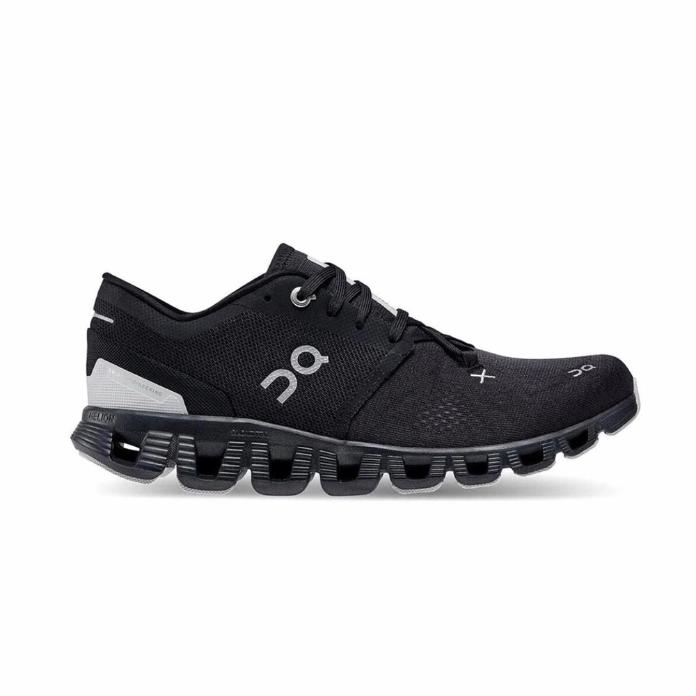 On Cloud Womens x 3 sneaker